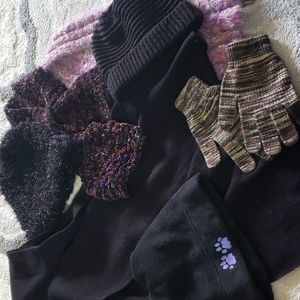 Hats, scarfs, gloves